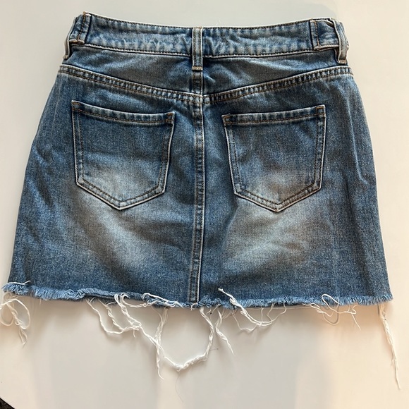 Denim skirt with belt (25W) - Picture 2 of 2